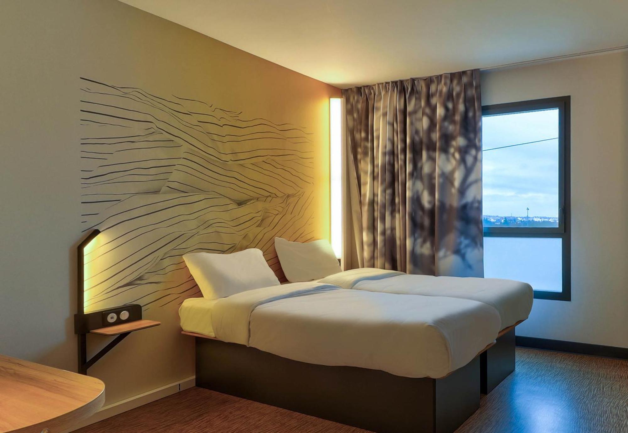 Hotel Valmy Toison D'or Dijon